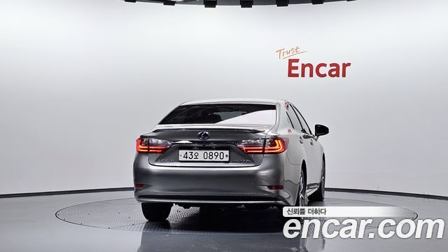 Lexus ES из Кореи Encar