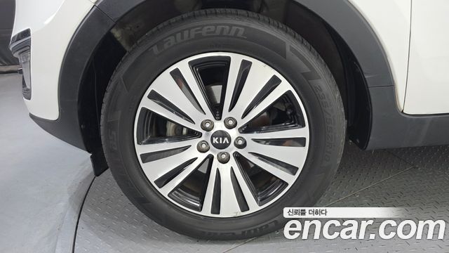 Kia Sportage из Кореи Encar