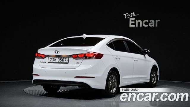 Hyundai AVANTE из Кореи Encar