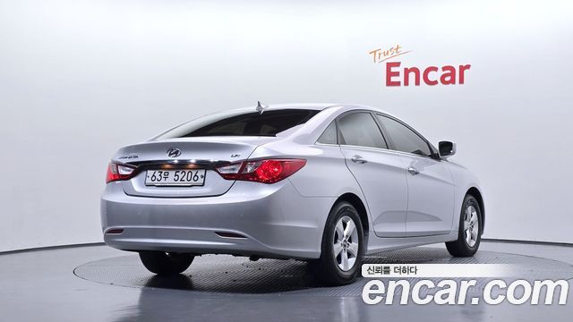 Hyundai Sonata LPI Smart — пробег 81 907 км — фото 2 из 5