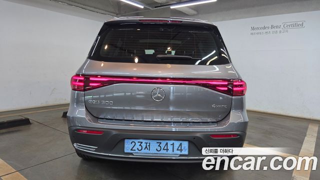 Mercedes-Benz EQB EQB300 4MATIC Progressive — пробег 11 432 км — фото 4 из 5
