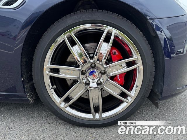 Maserati Quattroporte из Кореи Encar