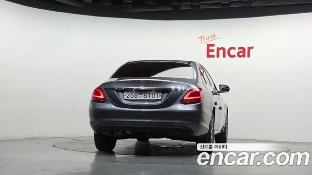Mercedes-Benz C-Class из Кореи Encar