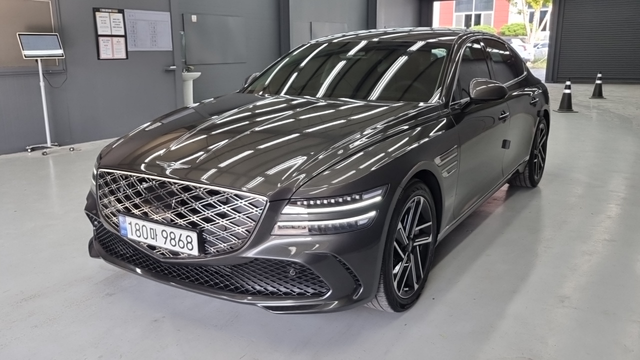 Genesis G80 Gasoline 2.5 Turbo AWD — пробег 11 200 км — фото 1 из 5