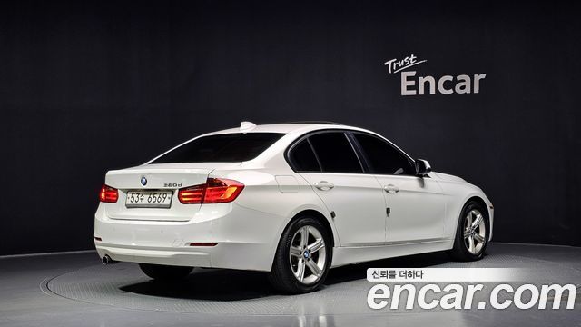 BMW 3-Series из Кореи Encar