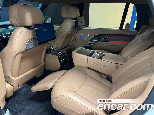 Land Rover Range Rover P530 Autobiography Long Wheel Base — пробег 5 500 км — фото 5 из 5