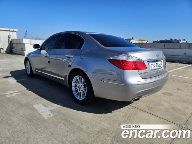 Hyundai Genesis из Кореи Encar