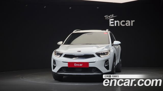 Kia Stonic 1.4 Prestige — пробег 79 141 км — фото 3 из 5