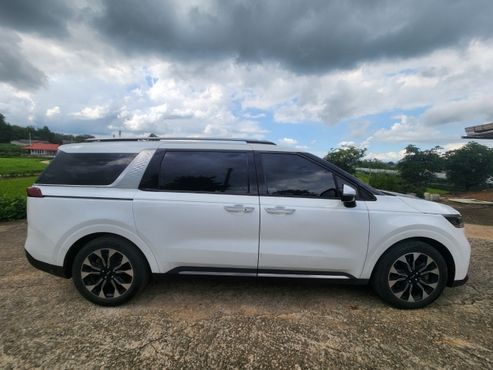 Kia Carnival Diesel 9-Seater Signature — пробег 72 005 км — фото 3 из 5