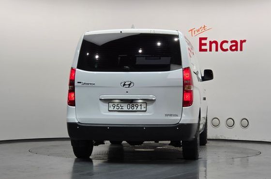 Hyundai Starex Van 3-Seater Style — пробег 154 717 км — фото 4 из 5