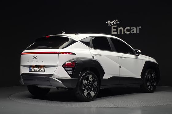 Hyundai Kona Inspiration — пробег 7 183 км — фото 2 из 5