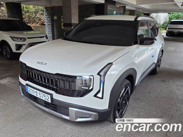 Kia Seltos Gasoline 1.6T 2WD Signature — пробег 830 км — фото 2 из 5