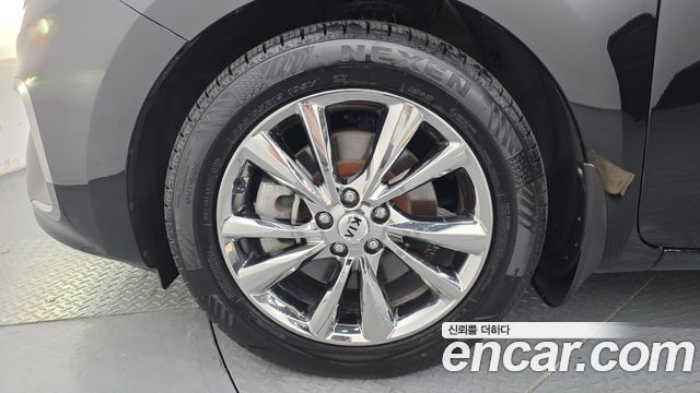 Kia Carnival Gasoline 7-Seater Limousine President — пробег 91 367 км — фото 5 из 5