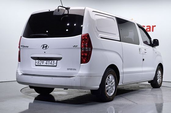 Hyundai Starex Van 5-Seater Smart — пробег 66 875 км — фото 2 из 5