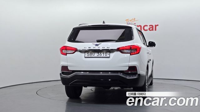 Ssangyong Rexton из Кореи Encar