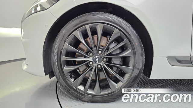 Kia K9 из Кореи Encar