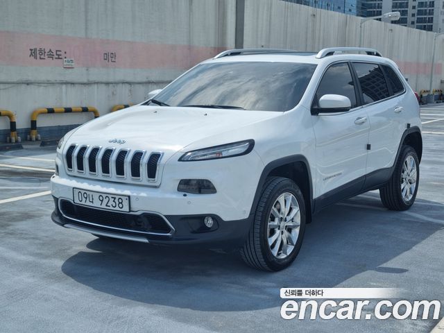 Jeep Cherokee 2.2 Diesel Limited 4WD — пробег 137 000 км — фото 3 из 5