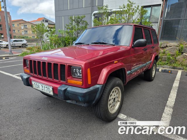 Jeep Cherokee 2.5 XJ — пробег 172 000 км — фото 3 из 5
