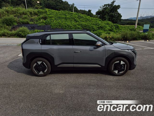 Kia EV3 из Кореи Encar