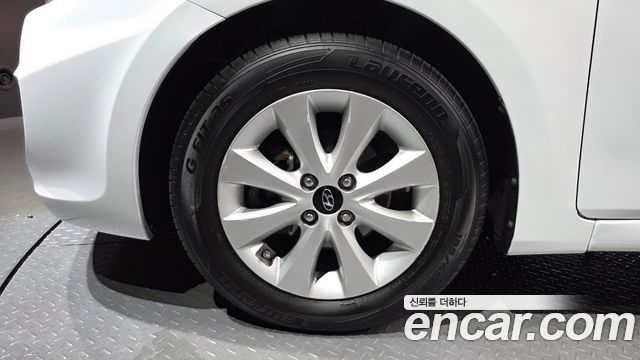 Hyundai Accent из Кореи Encar