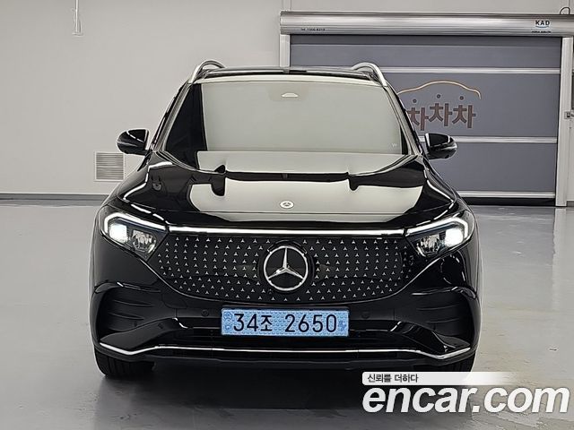 Mercedes-Benz EQB EQB300 4MATIC AMG Line — пробег 17 156 км — фото 1 из 5