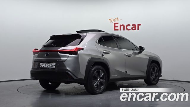 Lexus UX из Кореи Encar