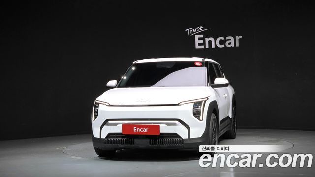 Kia EV3 из Кореи Encar