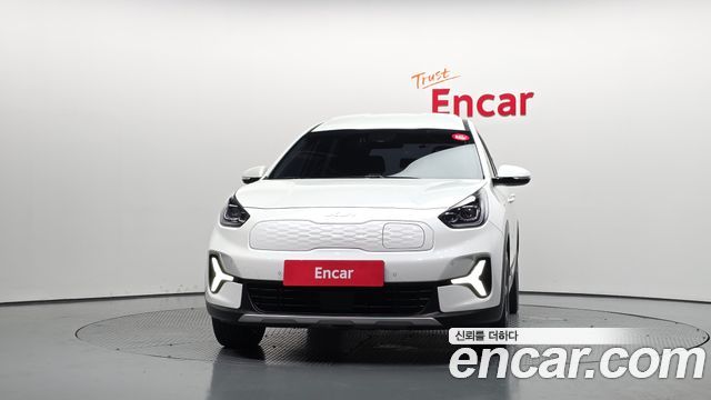 Kia Niro Earth — пробег 28 967 км — фото 3 из 5