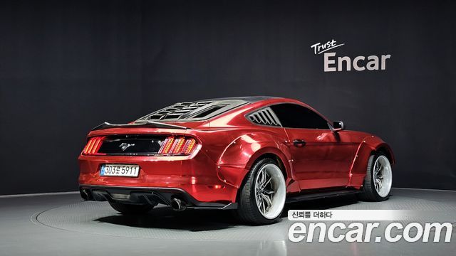 Ford Mustang Coupe — пробег 141 869 км — фото 2 из 5