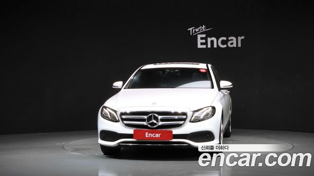 Mercedes-Benz E-Class из Кореи Encar