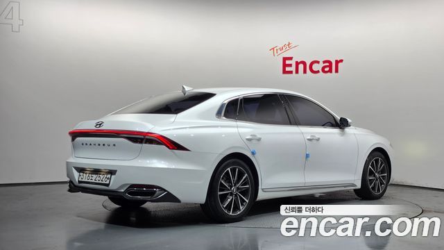 Hyundai Grandeur из Кореи Encar