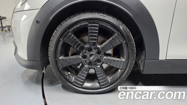 Mini Cooper Convertible из Кореи Encar