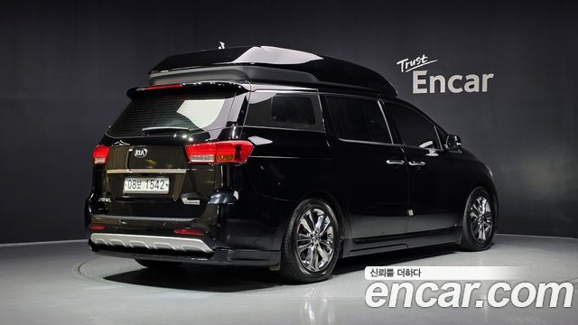 Kia Carnival Gasoline 9-seater Hi-Limousine Noblesse — пробег 53 328 км — фото 2 из 5