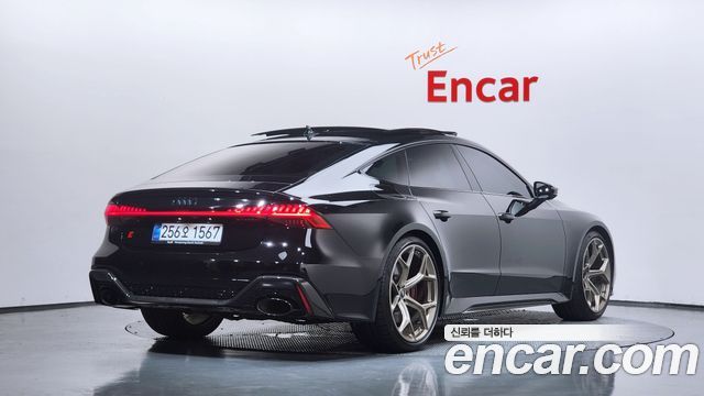 Audi RS7 4.0 TFSI Quattro Performance — пробег 7 599 км — фото 2 из 5