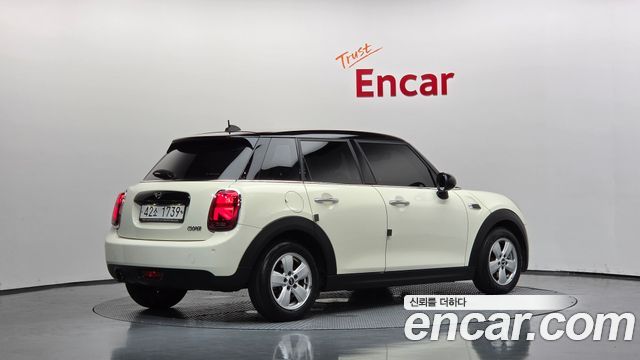 Mini Cooper из Кореи Encar