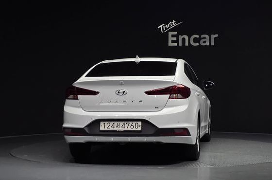 Hyundai AVANTE 1.6 Smart — пробег 187 022 км — фото 4 из 5