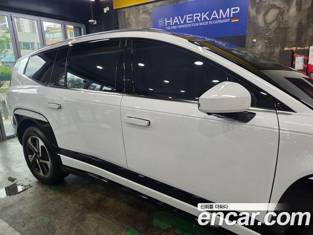 Hyundai Ioniq9 Performance Type AWD 6-Seater Prestige — пробег 5 000 км — фото 3 из 4