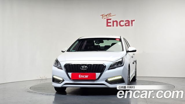 Hyundai Sonata 2.0 HEV Smart — пробег 144 982 км — фото 3 из 5