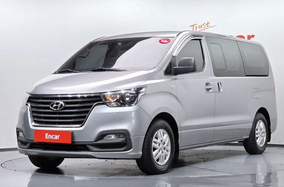 Hyundai Starex Van 5-Seater Smart — пробег 279 509 км — фото 1 из 5
