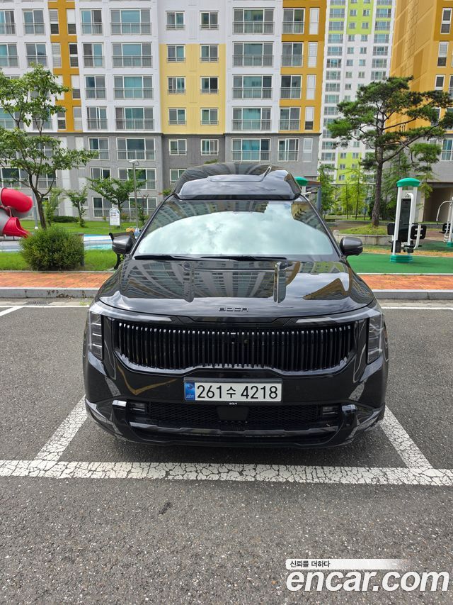 Kia Carnival HEV 9-Seater Hi-Limousine (Special vehicle) — пробег 14 000 км — фото 4 из 5
