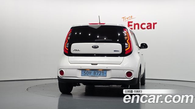 Kia Soul EV — пробег 167 994 км — фото 4 из 5