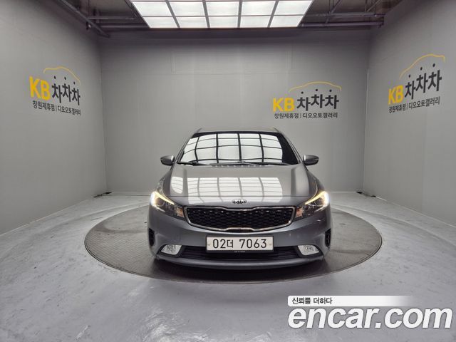 Kia K3 из Кореи Encar