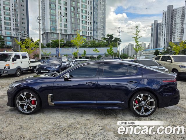 Kia Stinger из Кореи Encar