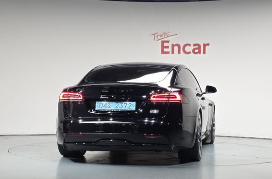Tesla Model S Plaid — пробег 93 731 км — фото 4 из 5