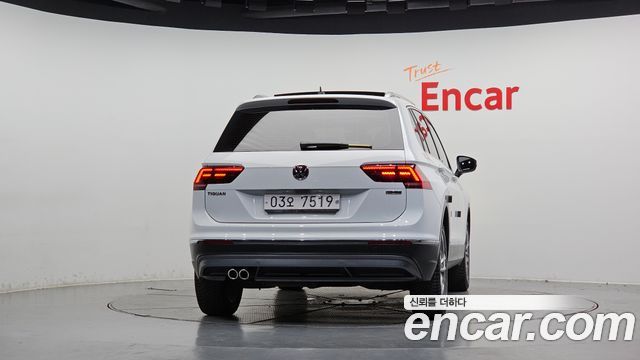Volkswagen Tiguan из Кореи Encar