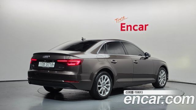 Audi A4 30 TDI — пробег 95 012 км — фото 2 из 5