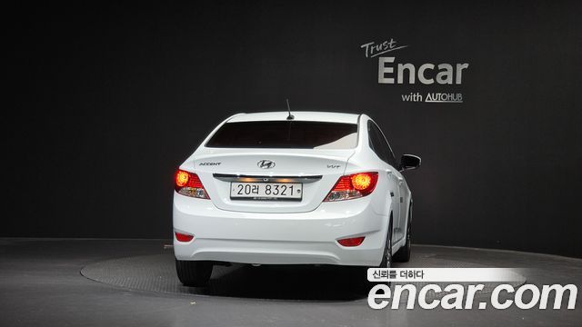 Hyundai Accent 1.4 VVT Premium — пробег 127 500 км — фото 4 из 5
