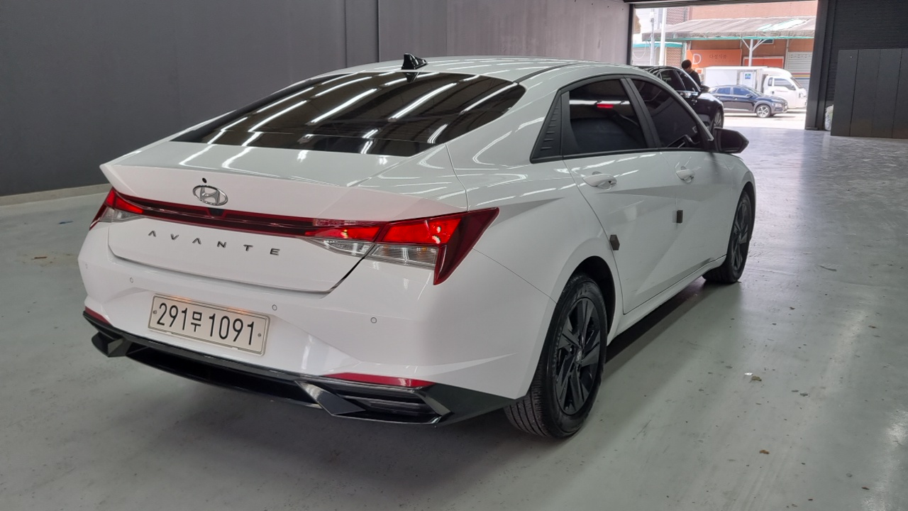 Hyundai AVANTE из Кореи Encar