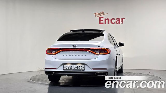 Hyundai Grandeur из Кореи Encar