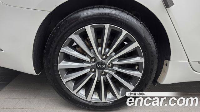Kia K7 из Кореи Encar